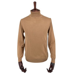 Sweter bawełniany z golfem camel