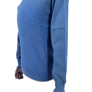 Sweter warkocz niebieski okrągły dekolt