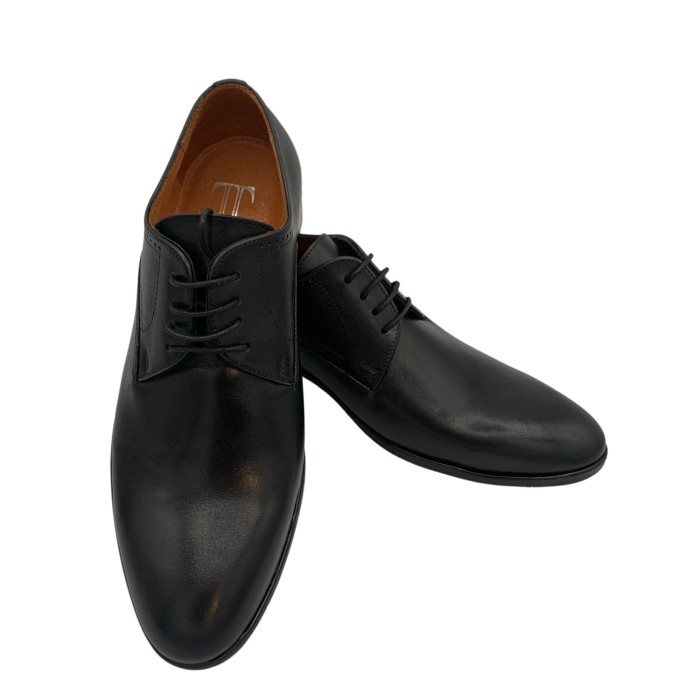 Czarne buty do garnituru