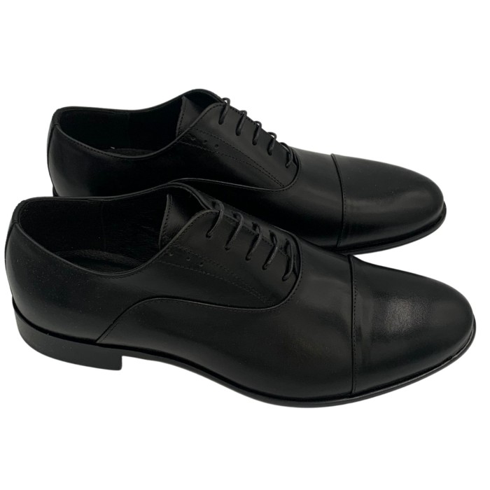 Czarne buty do garnituru